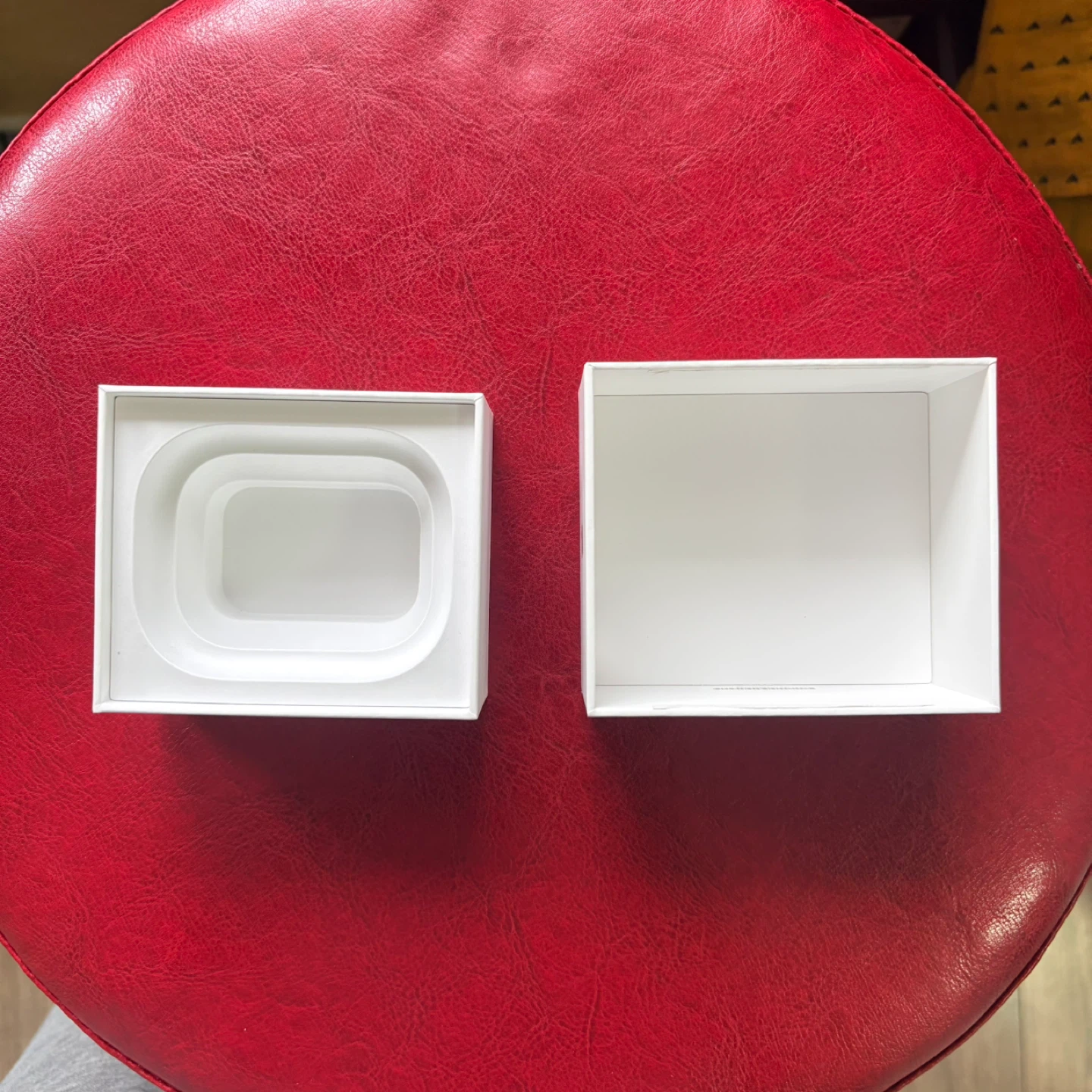 AirPods Pro 3 - Box Only - photo 3