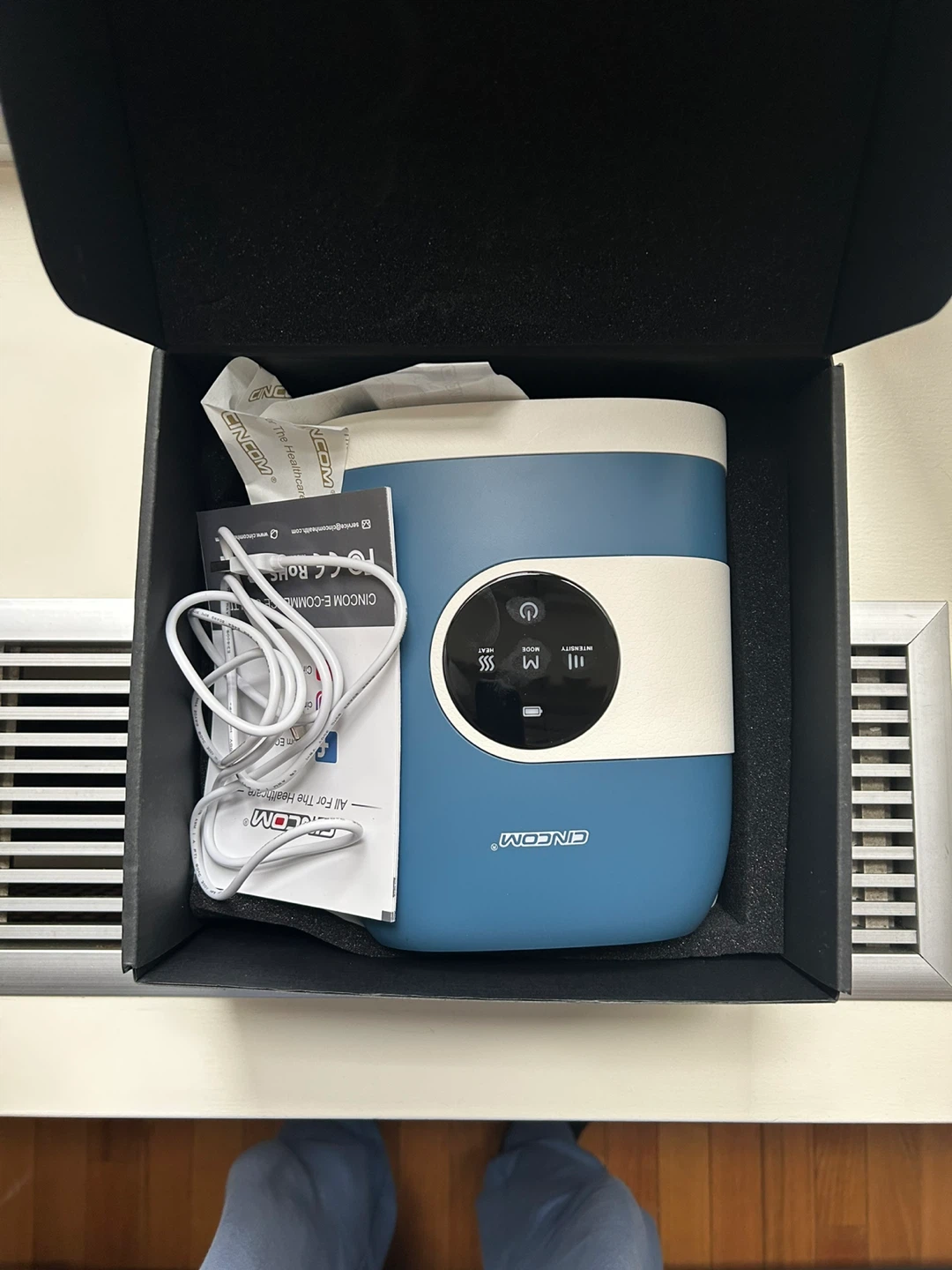 CINCOM Hand Massager CM-088H w/ Box - photo 3