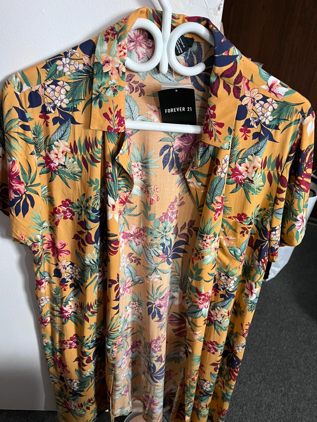 Forever 21 Floral Shirt - Size L