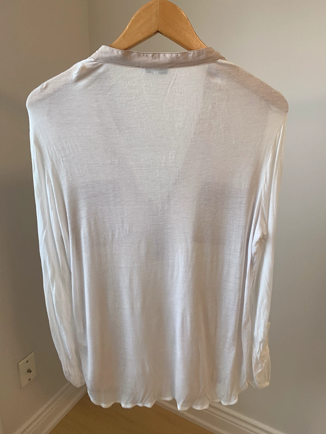 Babaton Silk Front Blouse Nude Pink Size M Lightweight - photo 3