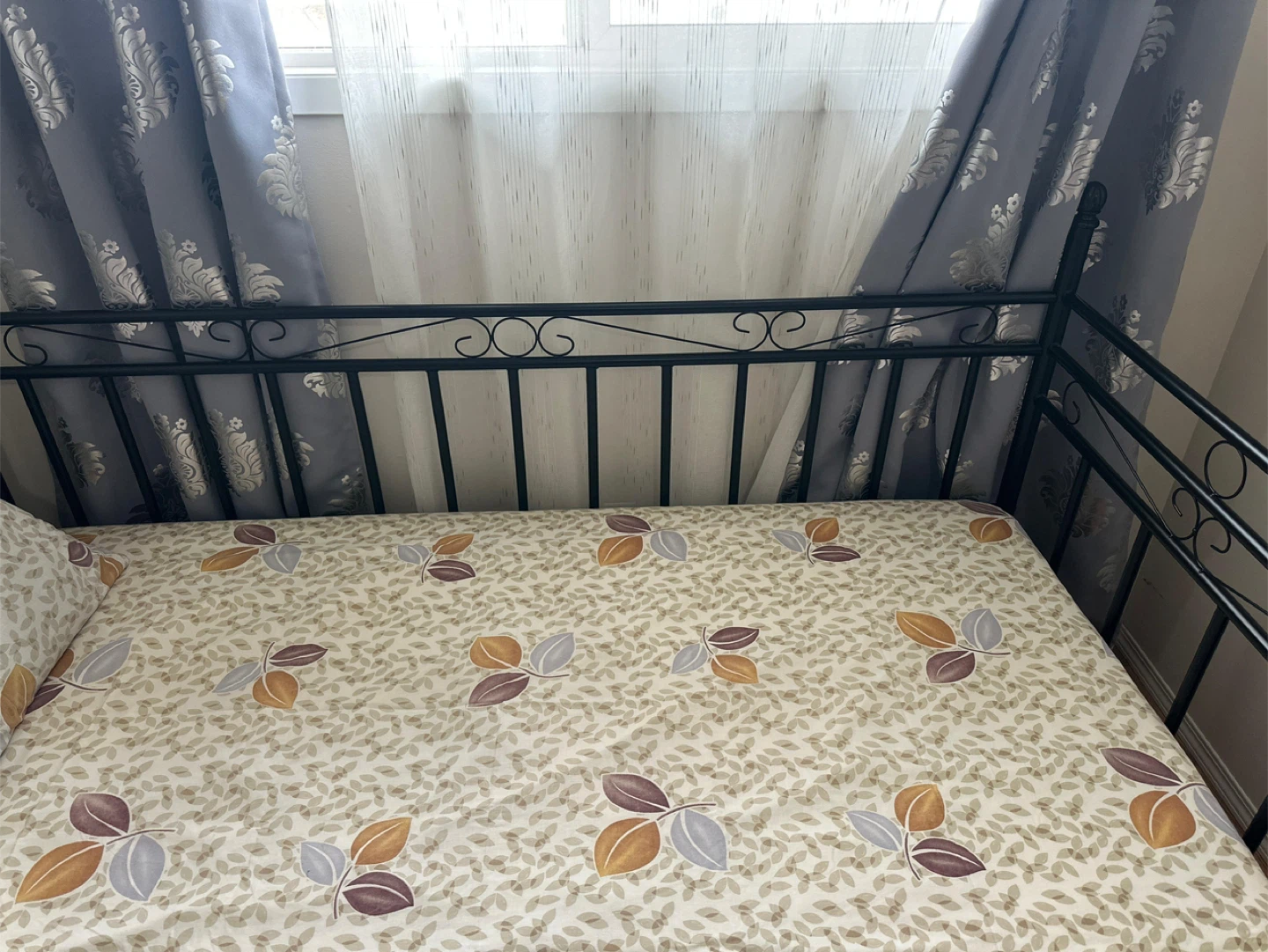 Black Metal single bed Frame - photo 2