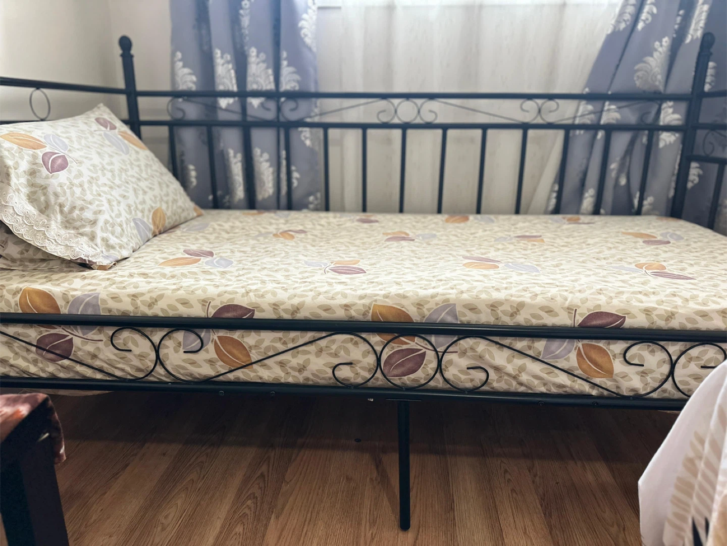 Black Metal single bed Frame - photo 3