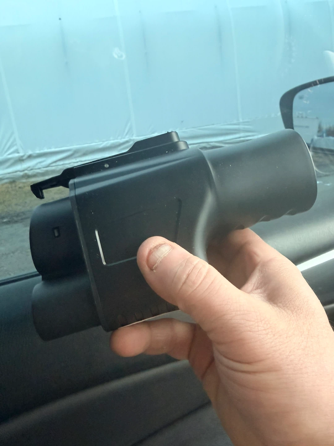 Tesla Mobile Connector Gen 3 - Charger - photo 3