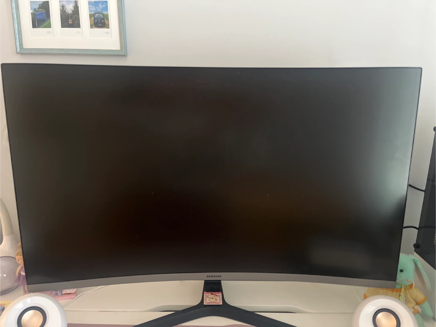Samsung 32” Curved Monitor