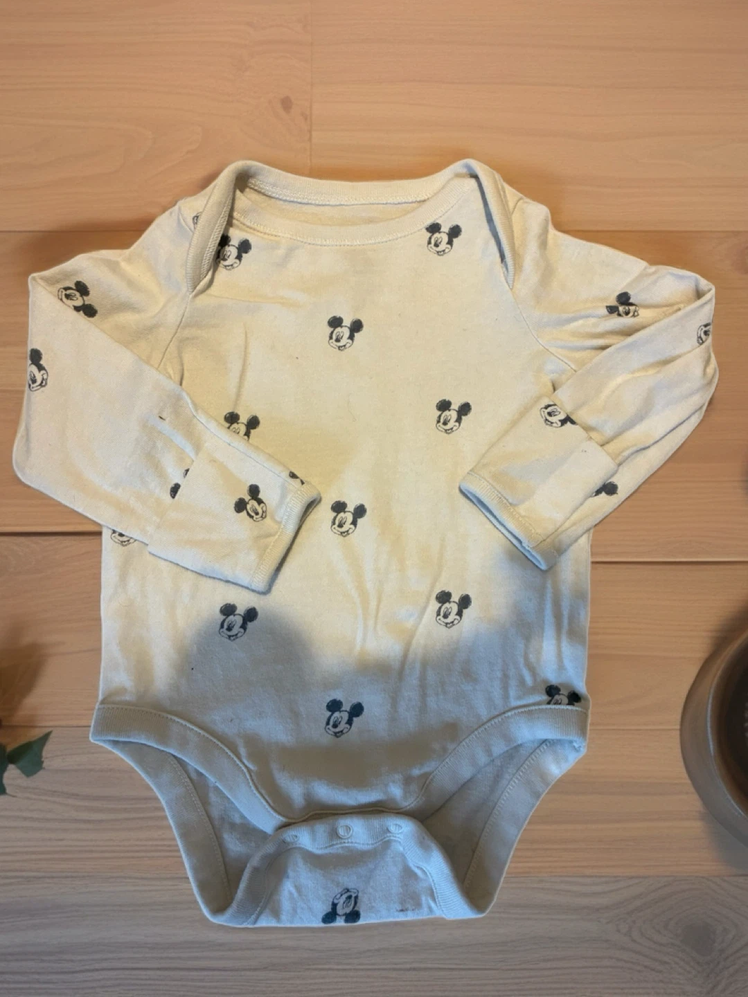 Mickey Mouse Hoodie and Bodysuit Set - 3-6 months - photo 3