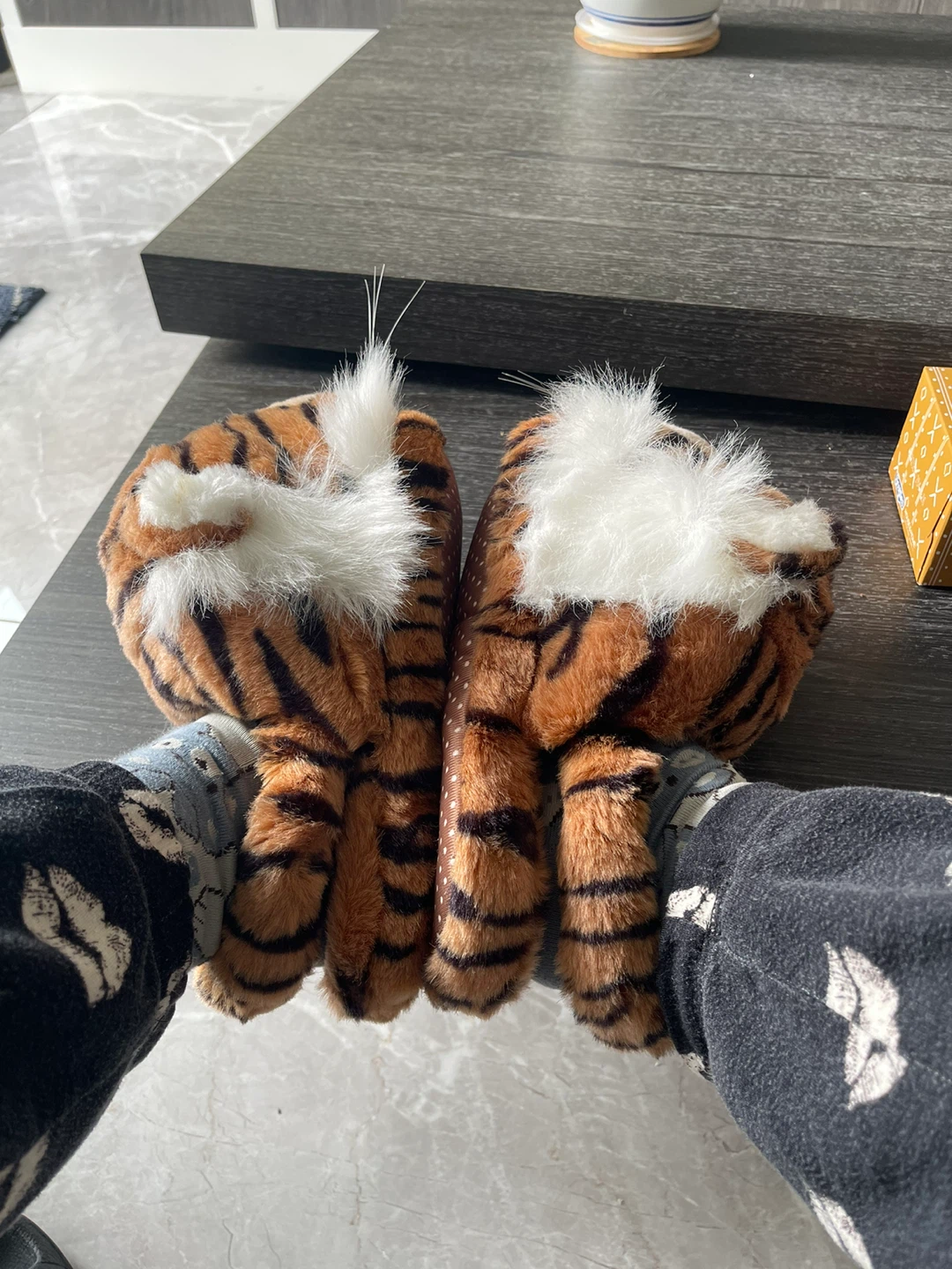 Tiger Slippers - Adult Size - photo 4