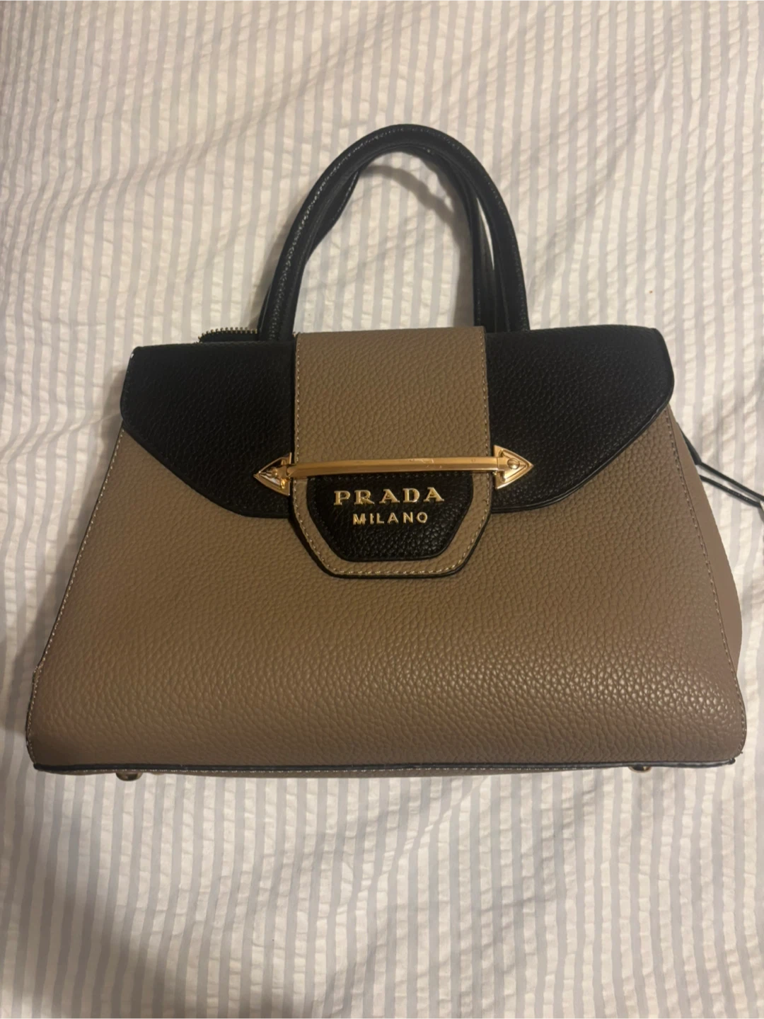 Prada Milano Beige & Black Handbag - photo 2
