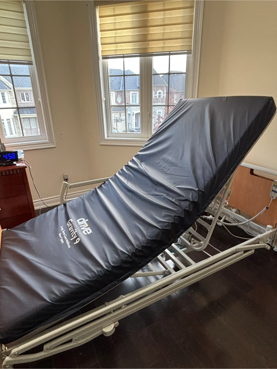 Hospital Bed and Mattress for long term care - photo 3