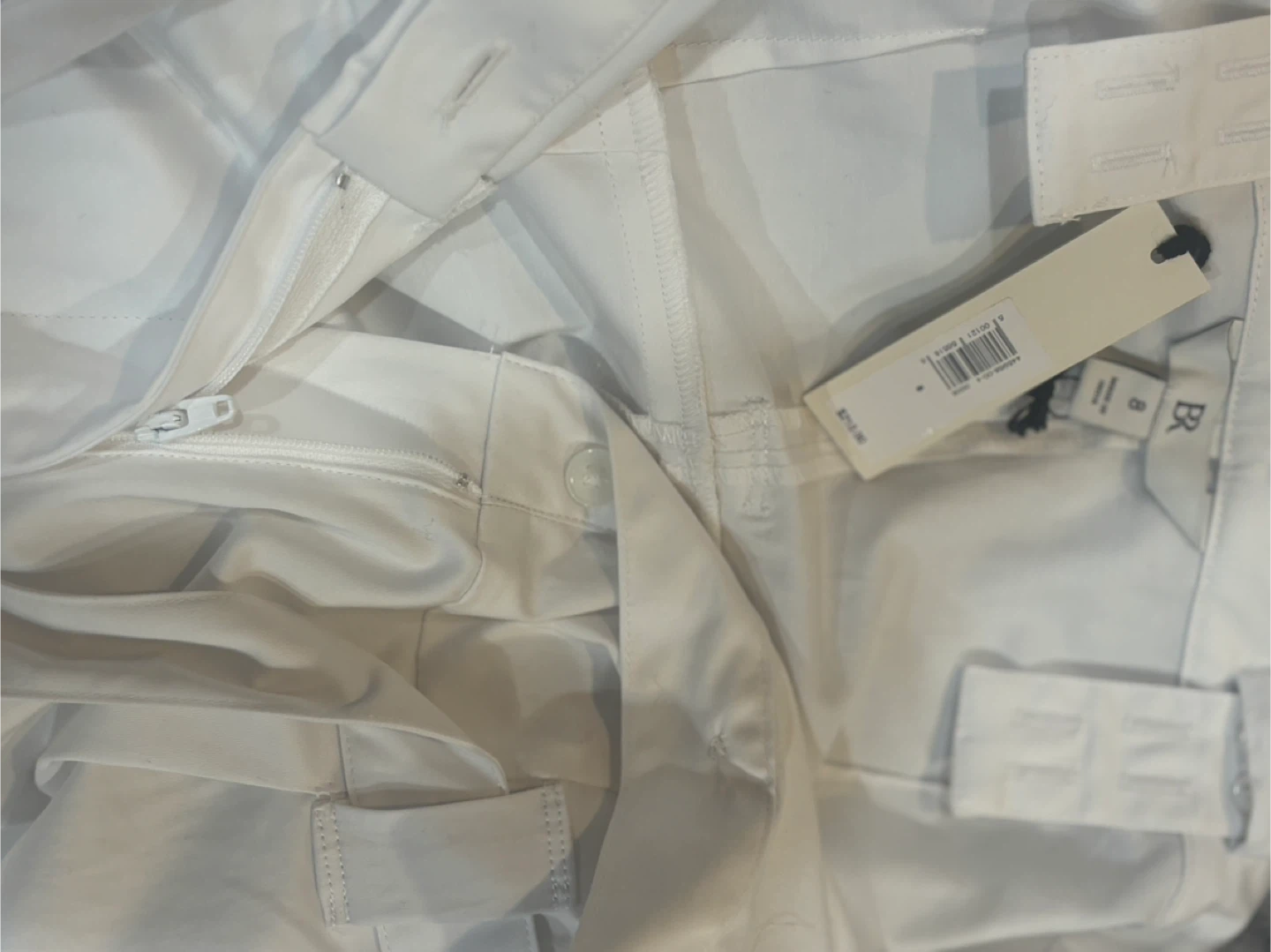 Ladies Banana Republic White Jumpsuit - Size 8 - photo 4