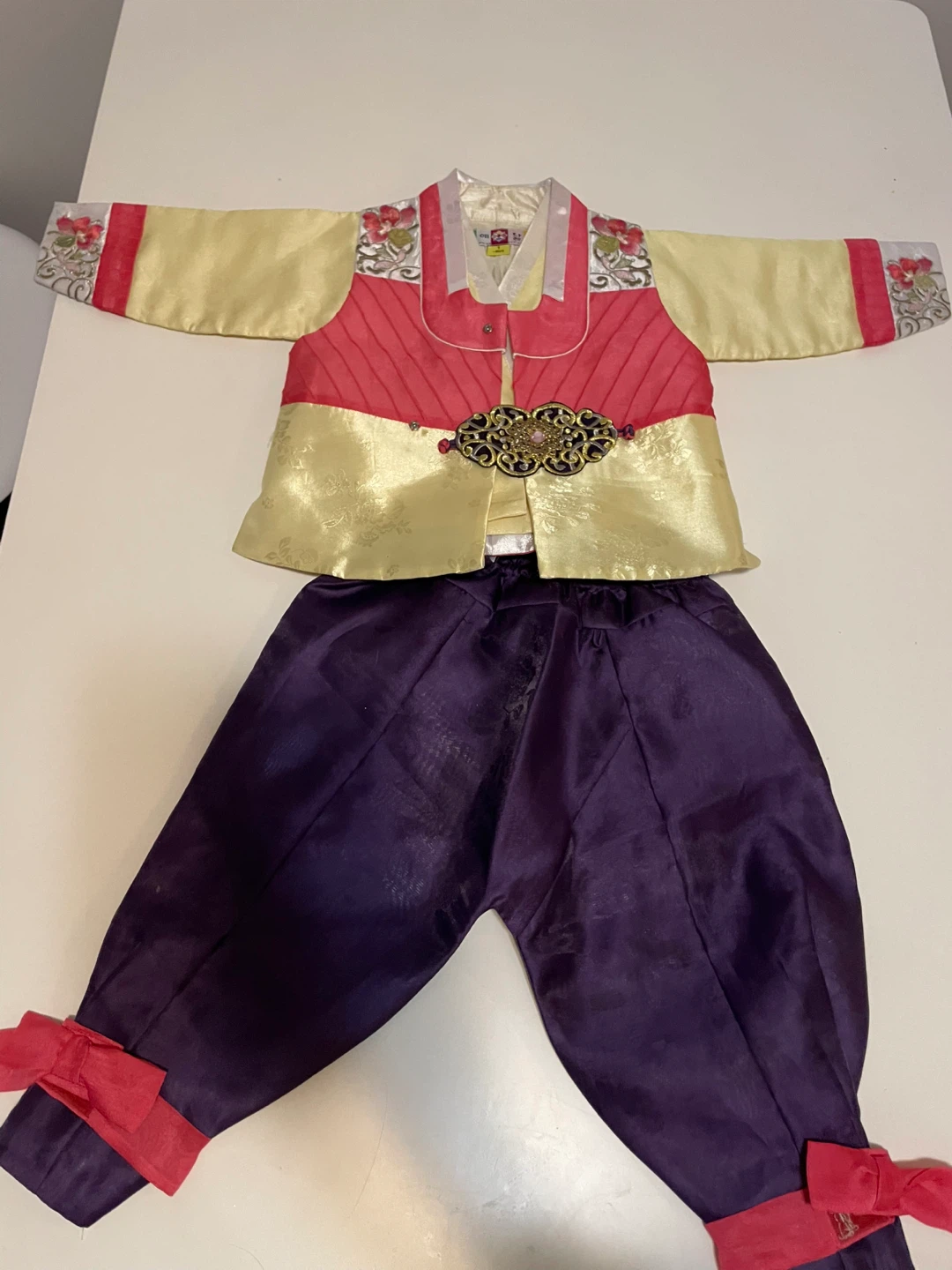Korean Hanbok Outfit - Size 1