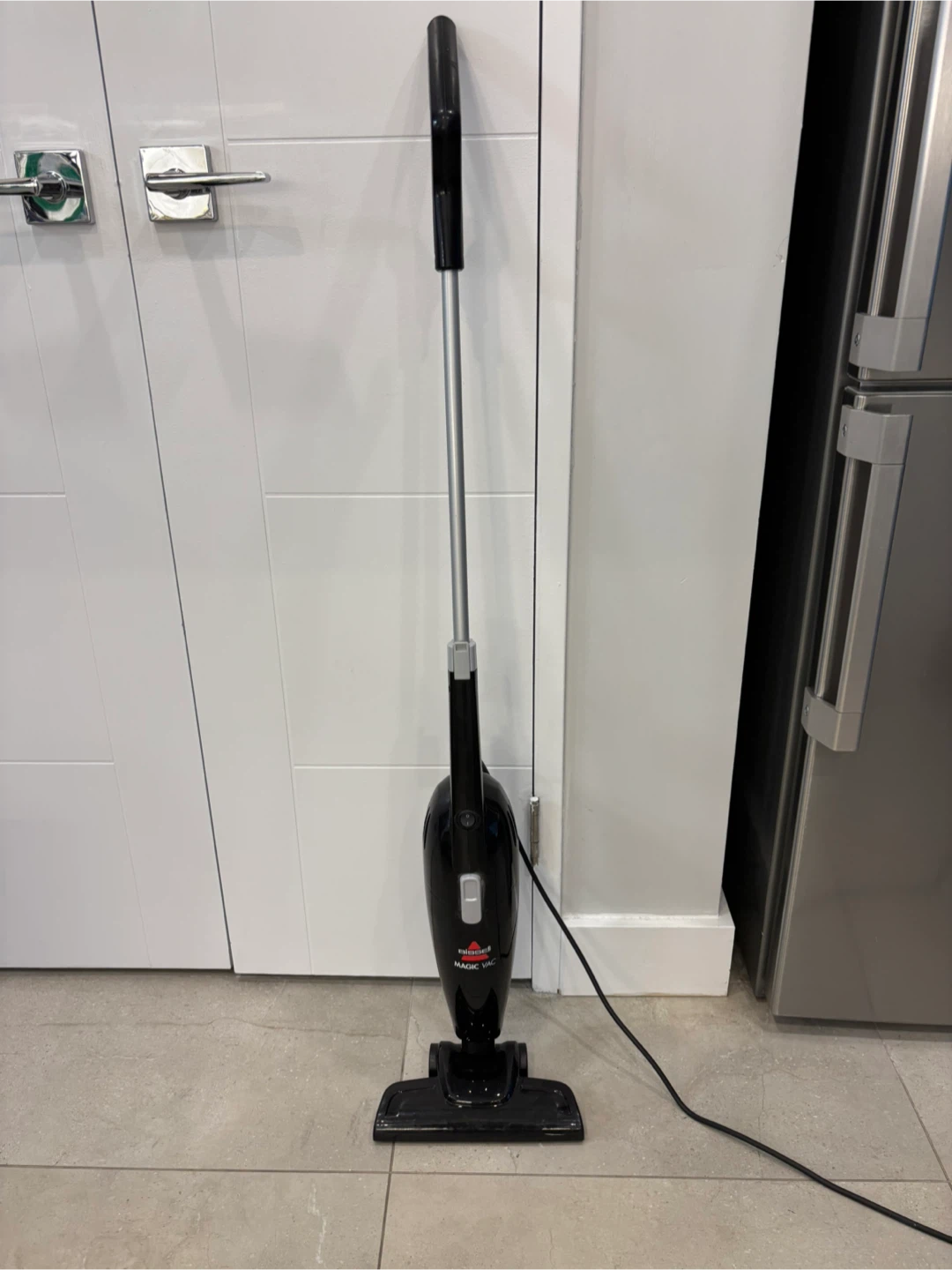 Bissell Vacuum Cleaner - Model 2033M