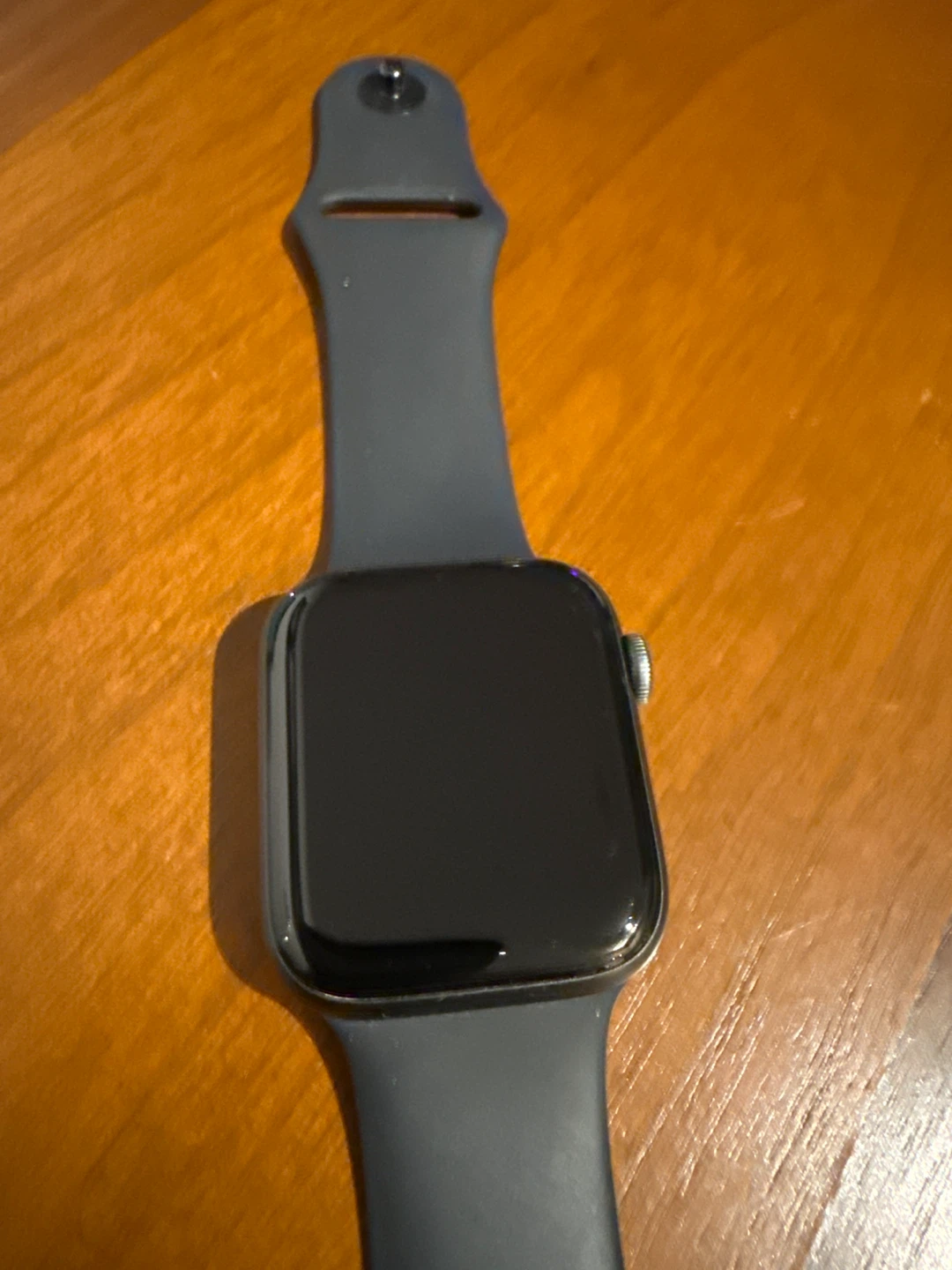 Apple Watch Series 6 with Charger - photo 3