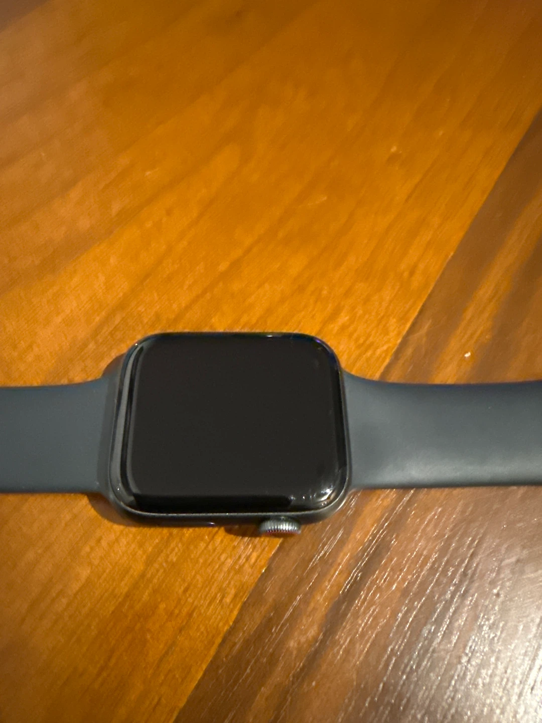 Apple Watch Series 6 with Charger - photo 4