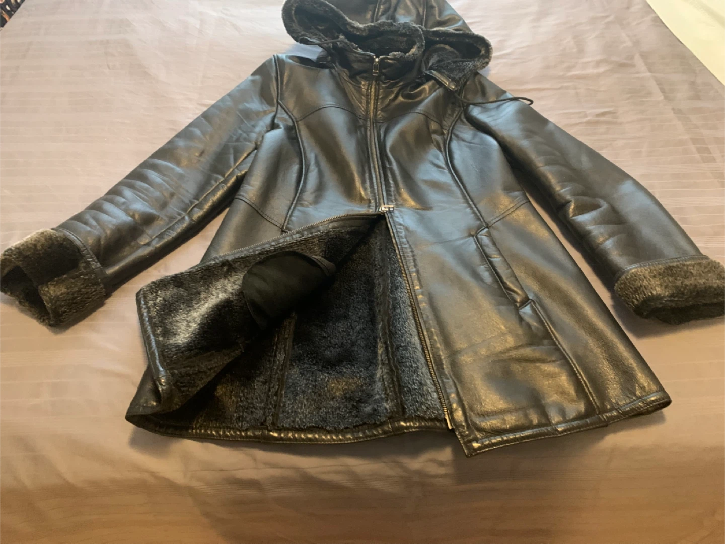 Danier Black Leather Jacket - Size S/P - photo 2