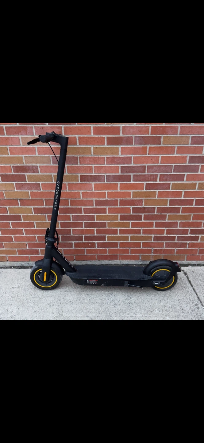 Gyrocpters Flash Pro Max Electric Scooter - photo 2