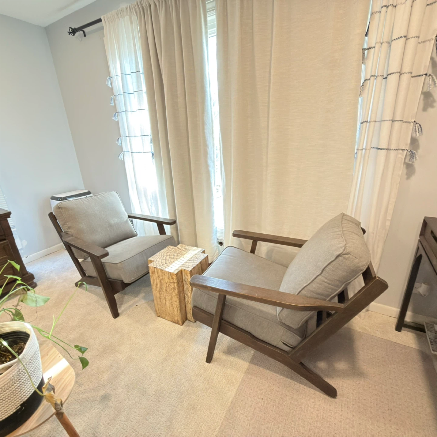 Studio Maggie design Gray Armchair - Comfy & Stylish