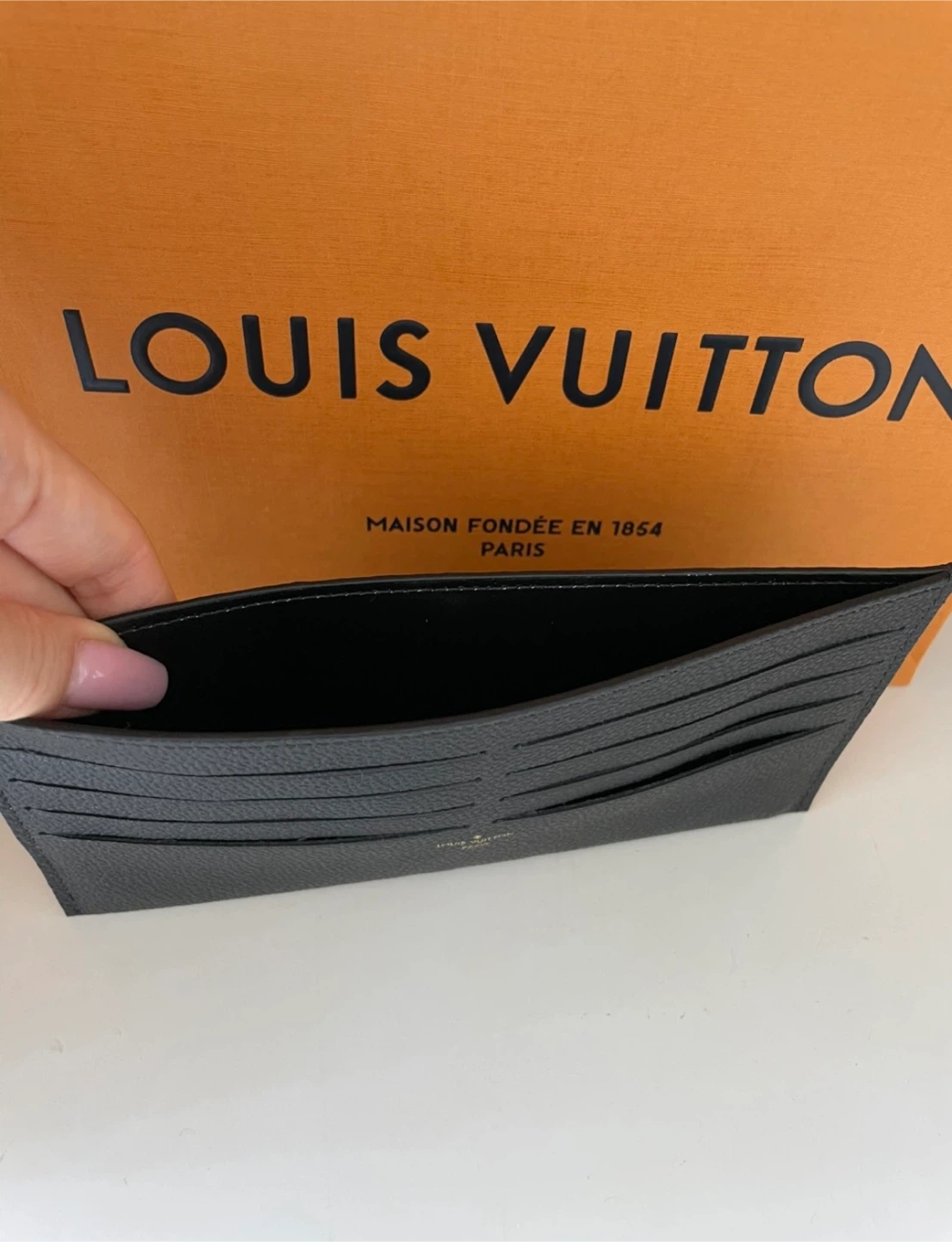 Louis Vuitton Card Holder - photo 2