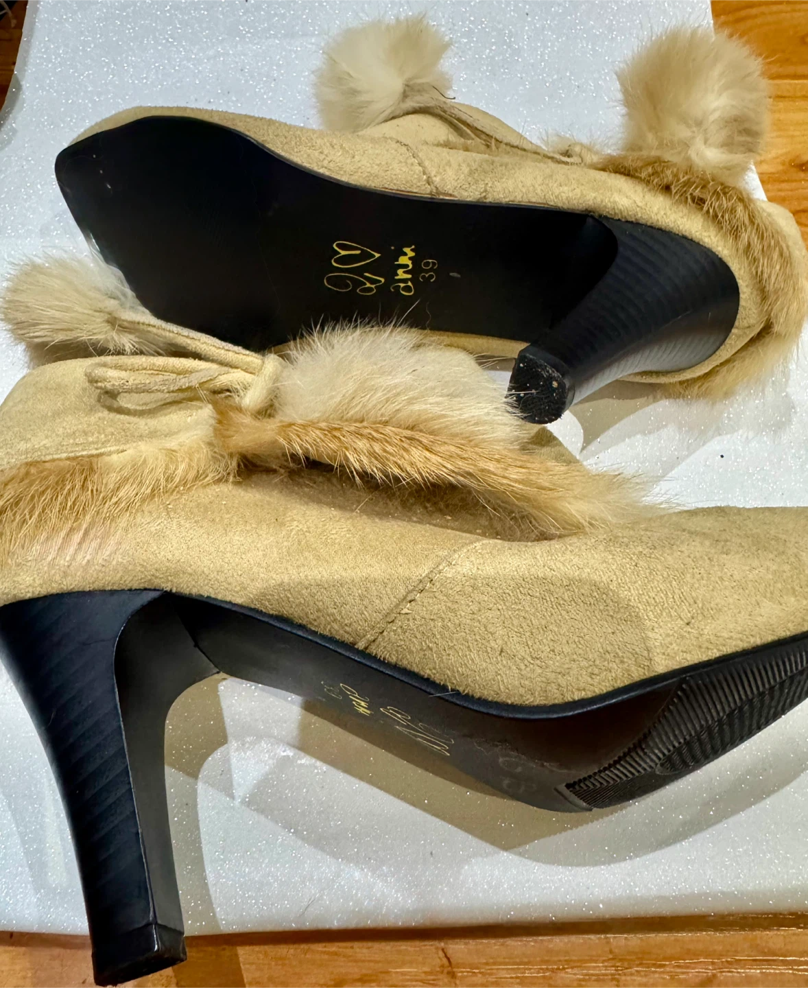 Cynari Beige Ankle Boots Size 9 - photo 2