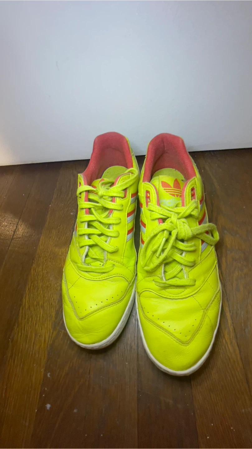 Adidas A.R. Trainer Neon Yellow Sneakers