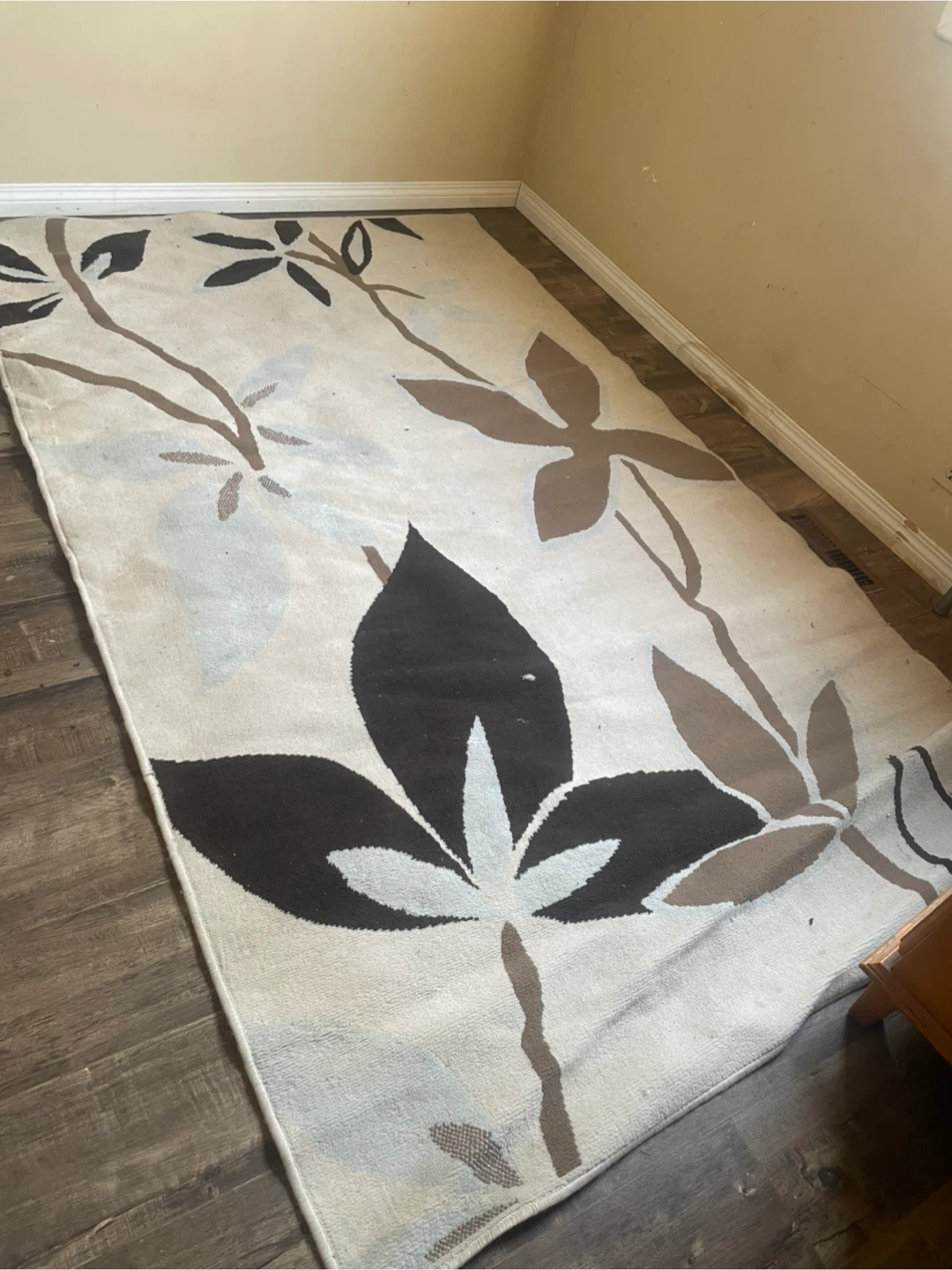 Floral Pattern Area Rug - photo 4