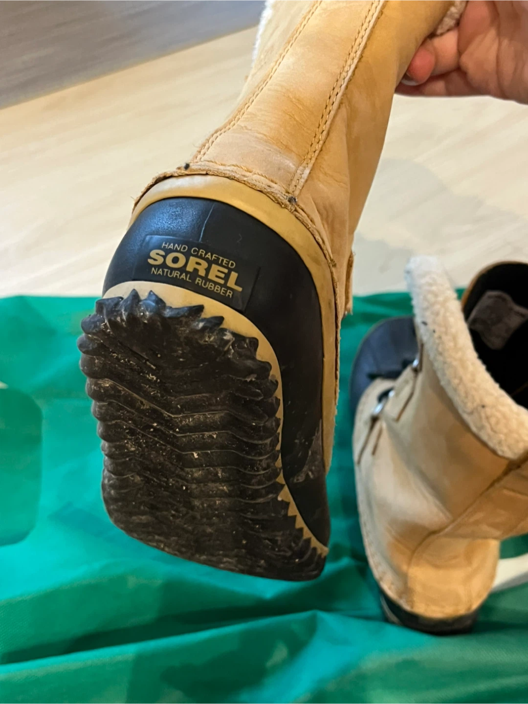 Sorel Women's Winter Boots - Size 6 - photo 5