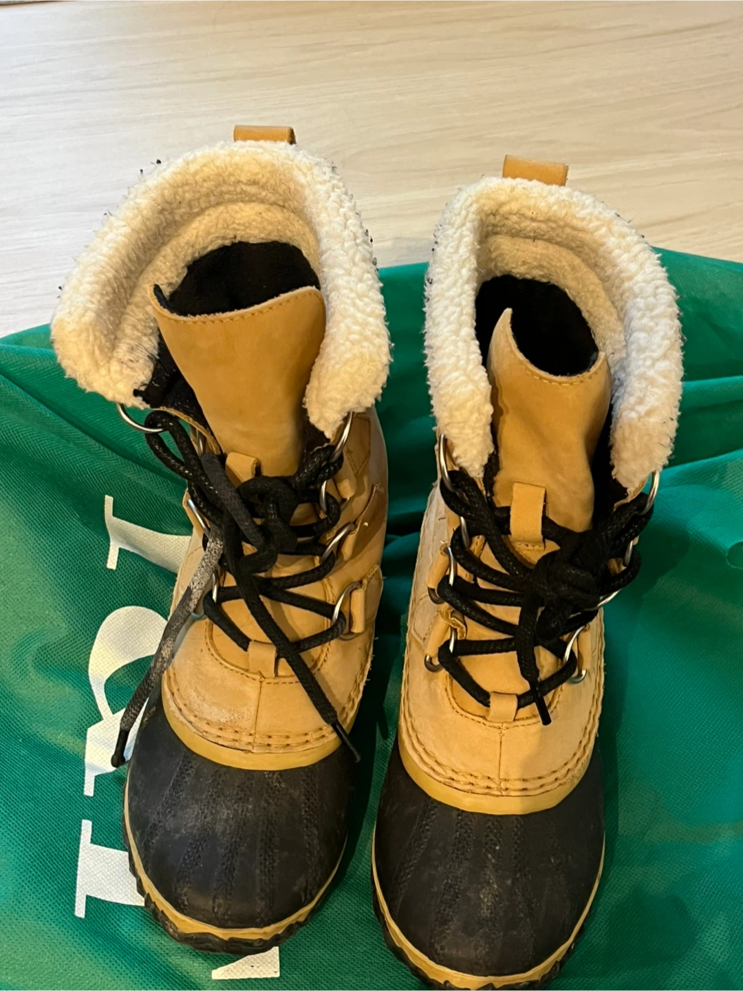 Sorel Women's Winter Boots - Size 6