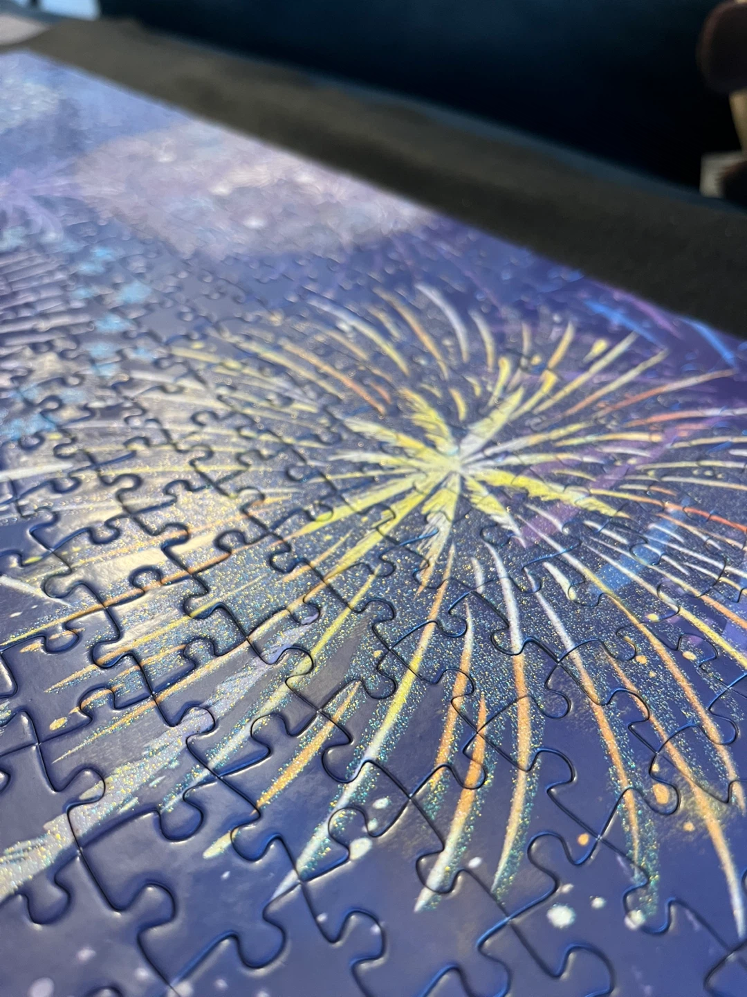 Momibook Fireworks Night Tour 2000-Piece Puzzle - photo 5
