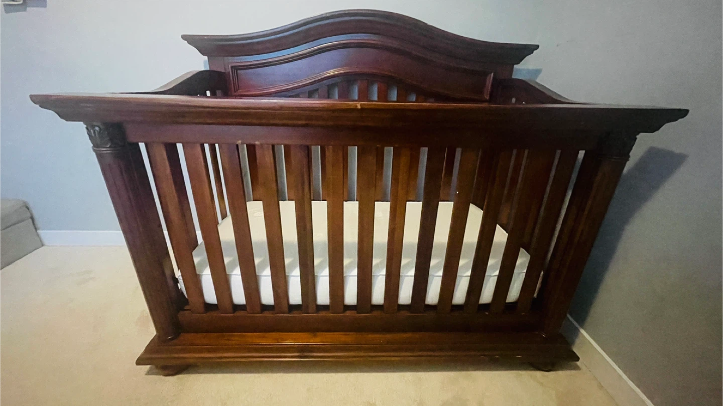 Wooden Baby Cachet Crib - photo 2