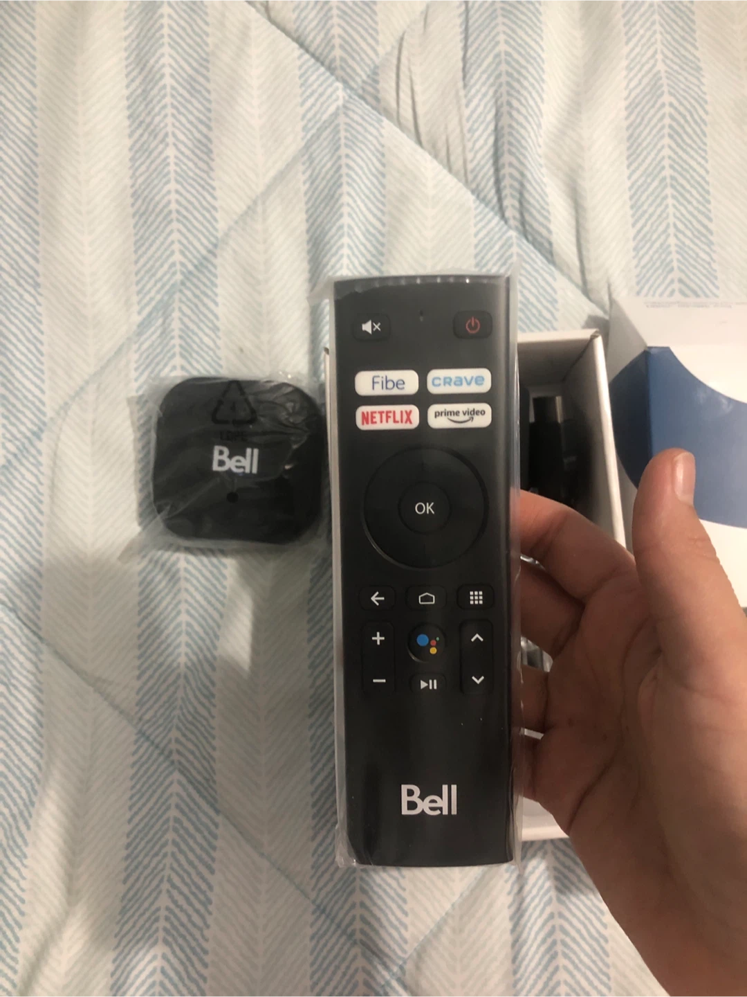 New Bell Fibe TV Box with Remote - photo 4