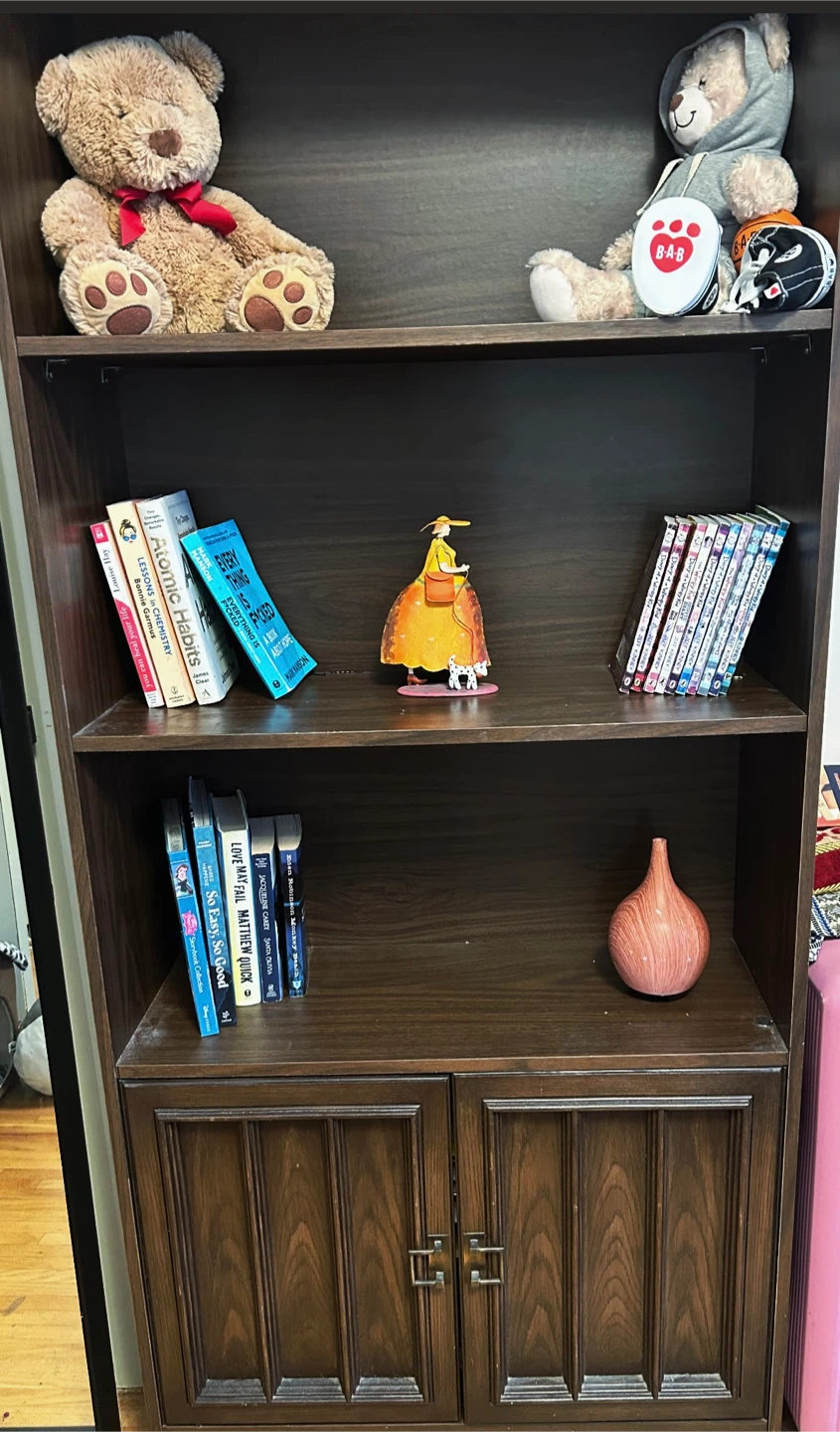 Bookshelf