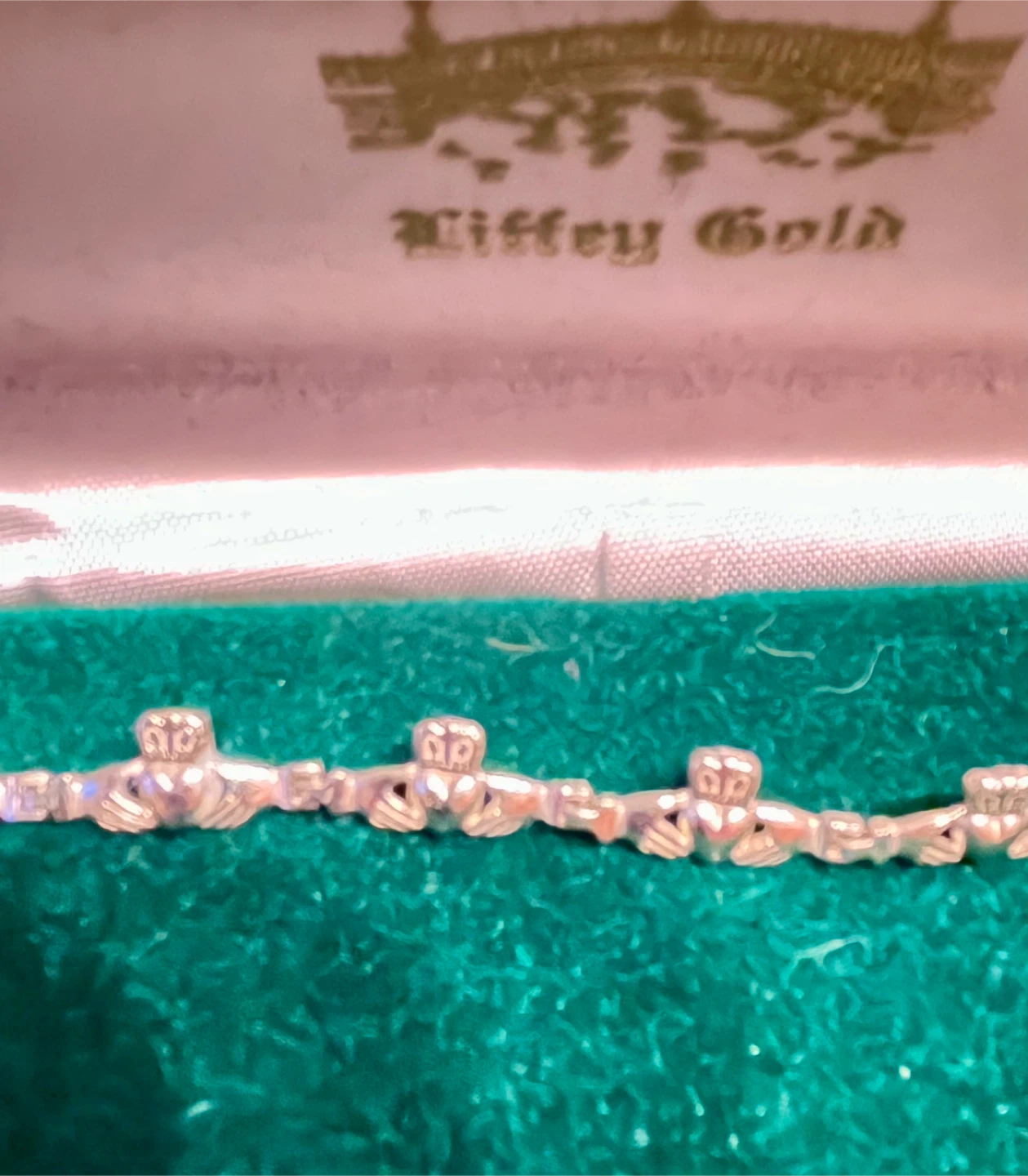 Claddagh Bracelet, Liffey Gold - photo 3