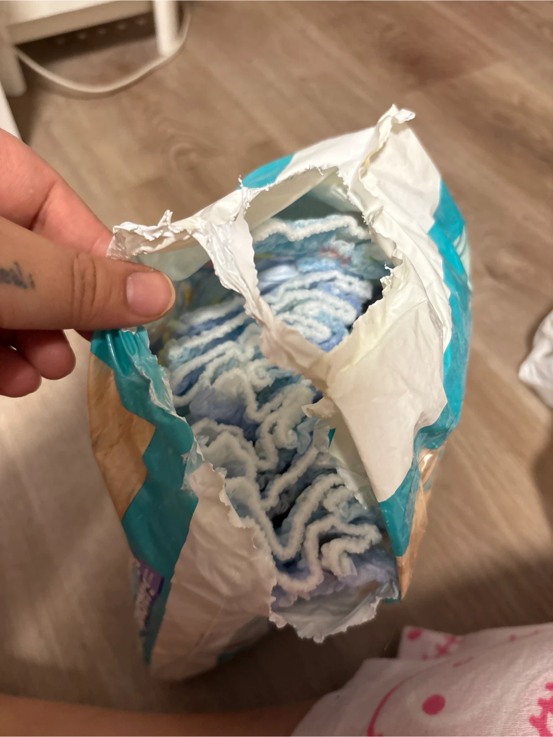 Pampers Splashers Size 2-3 (12-24 lb) - photo 2