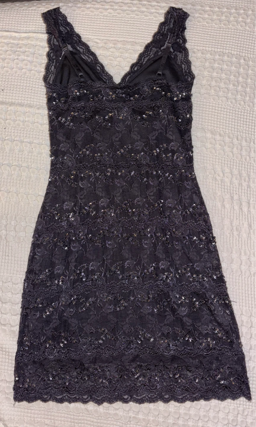 Le Chateau Lace Dress - Size S - photo 3
