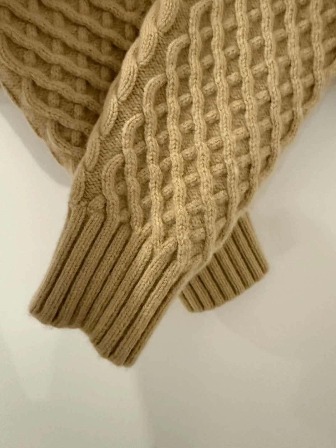 Aritzia TNA Cable Knit Cropped Cardigan - Beige - photo 3