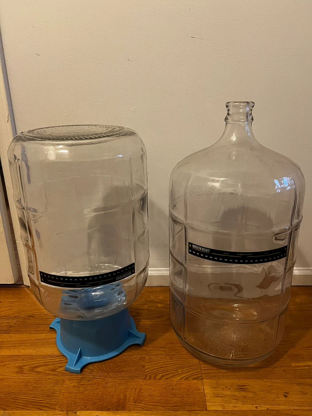Northern Brewer Glass Carboys with Drain Stand - photo 2
