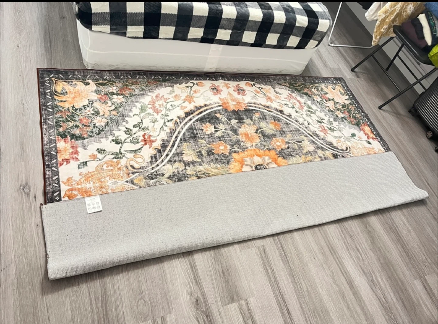 Floral Area Rug - Home Decor + drawer organizer - photo 3