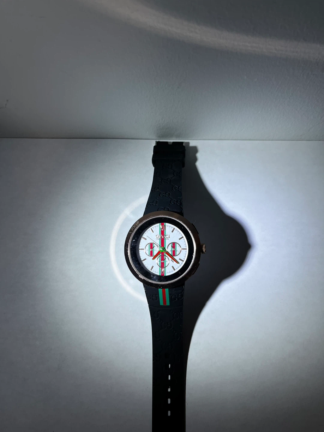 White Gucci Pantcaon Watch