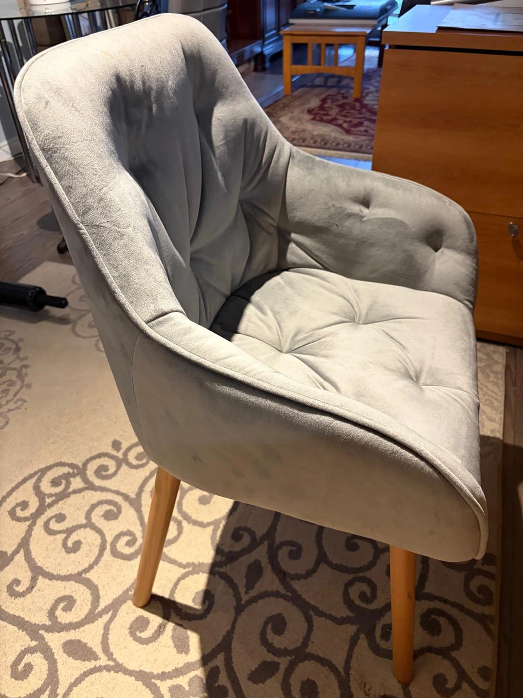 🪑 Accent Chair – Very Good Condition – $50 (Quick Sale)