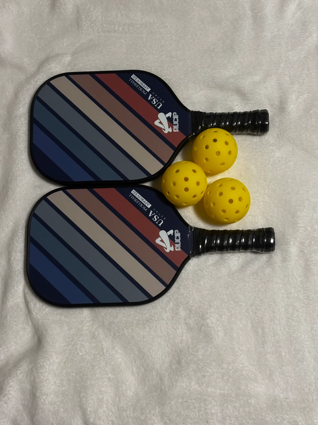 Rucip USA Retro Pickleball Paddles & Balls