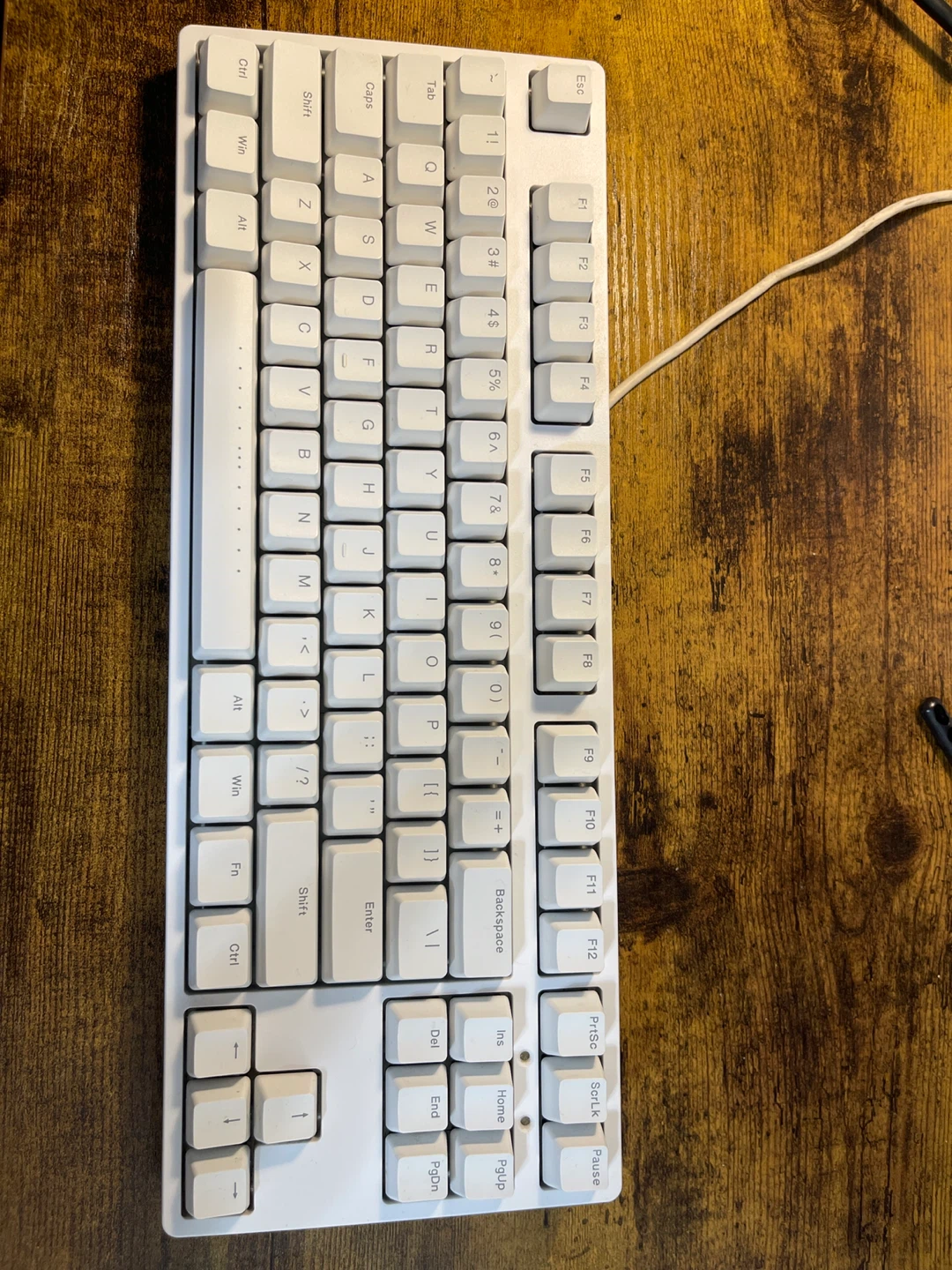 Mechanical Keyboard 87-key, perfect condition, free mouse