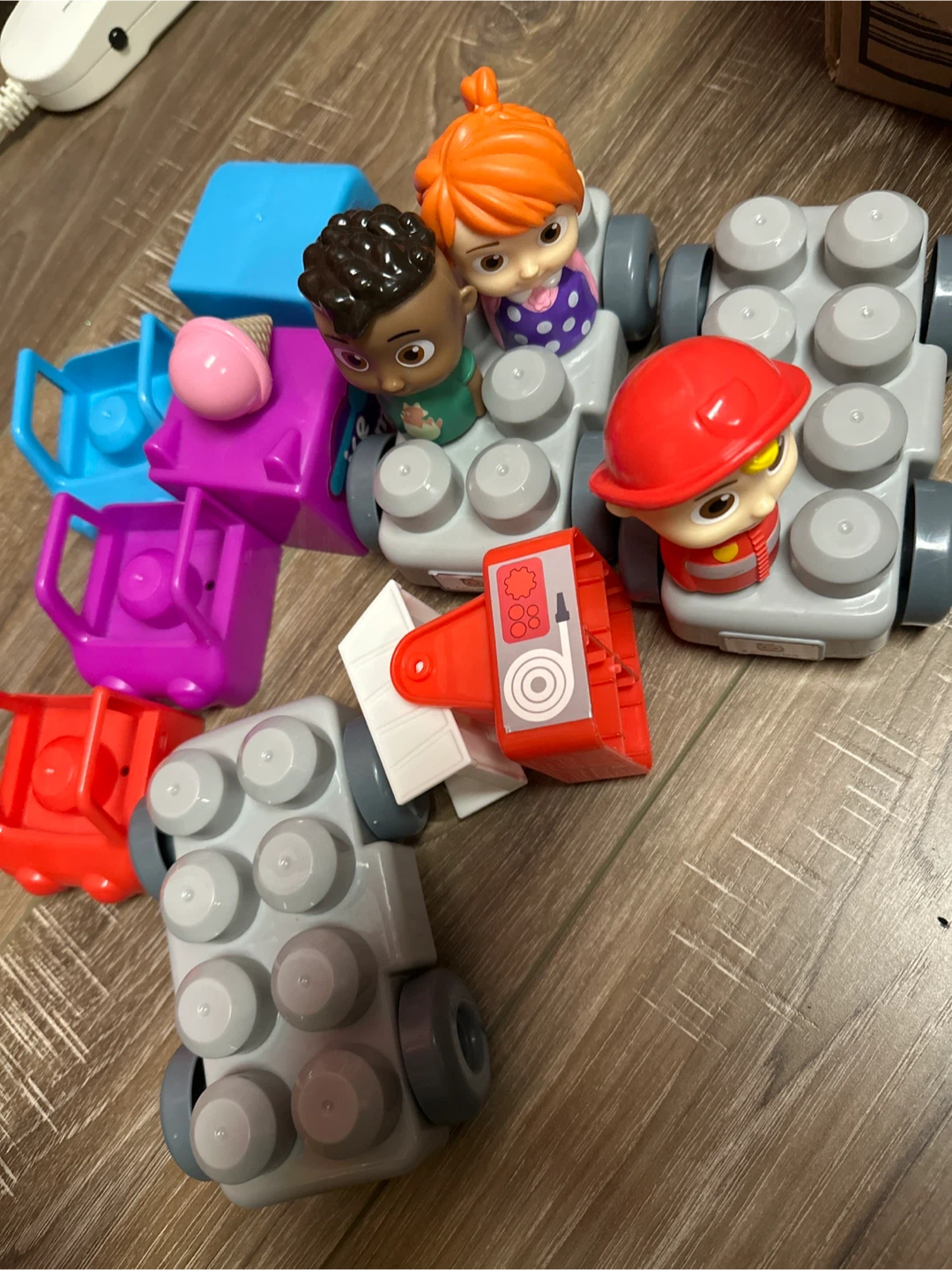 Cocomelon Vehicle Toys - Set of 3 - photo 3