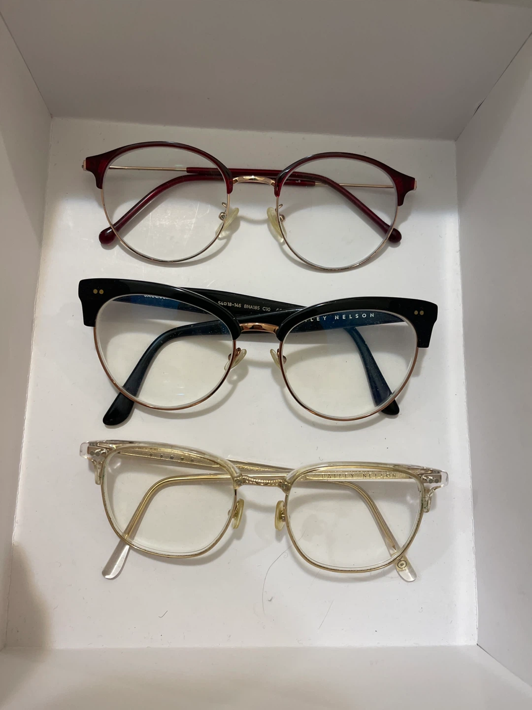 2 pairs of Bailey Nelson glasses - 1 pair of non-brand glass