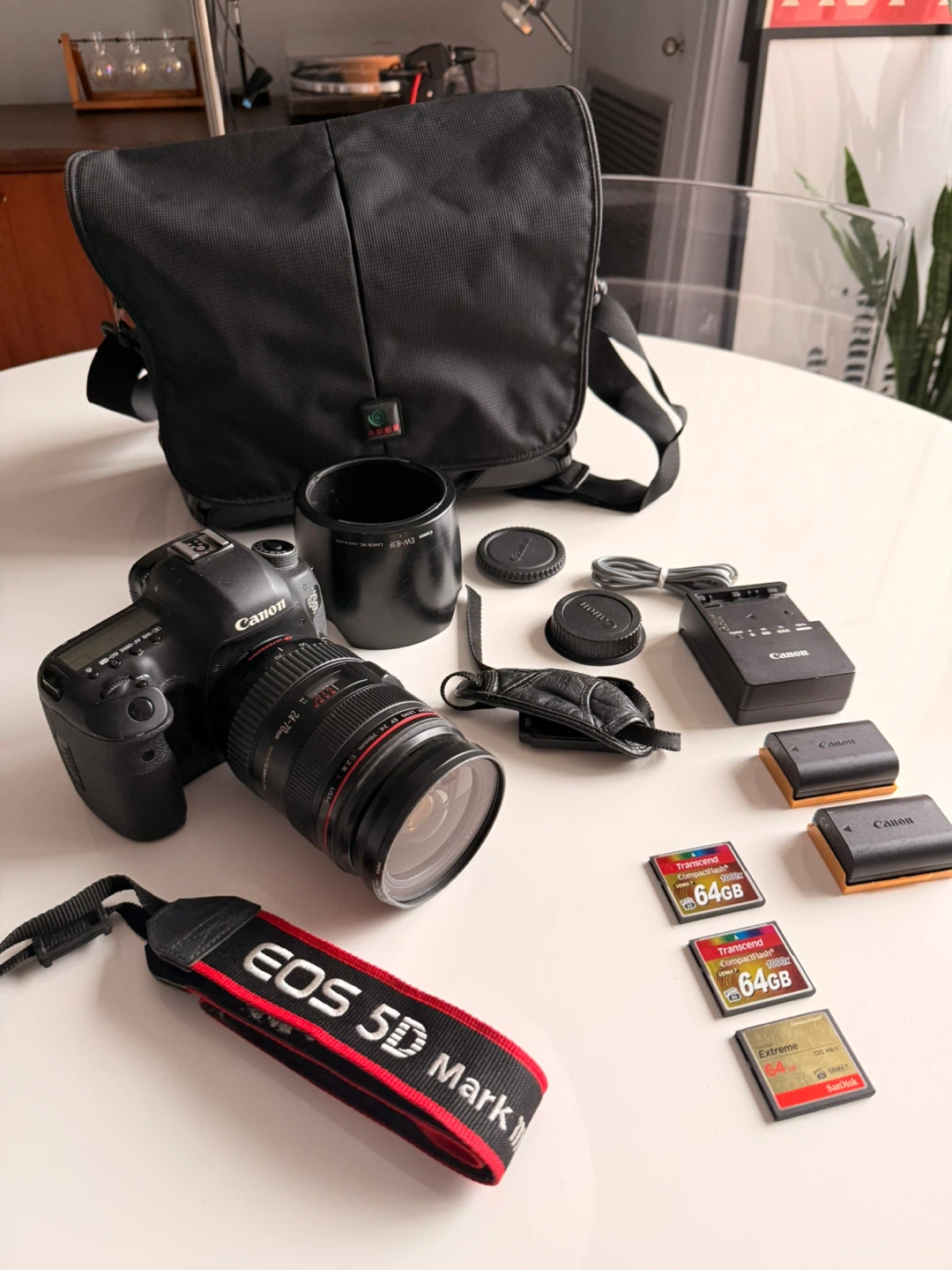 Canon EOS 5D Mark III Camera with Lens & Extras