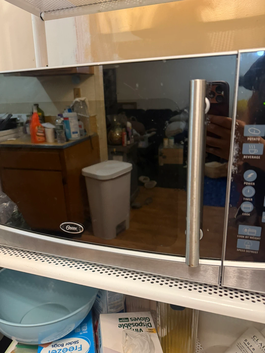 Oster Microwave Oven - photo 2