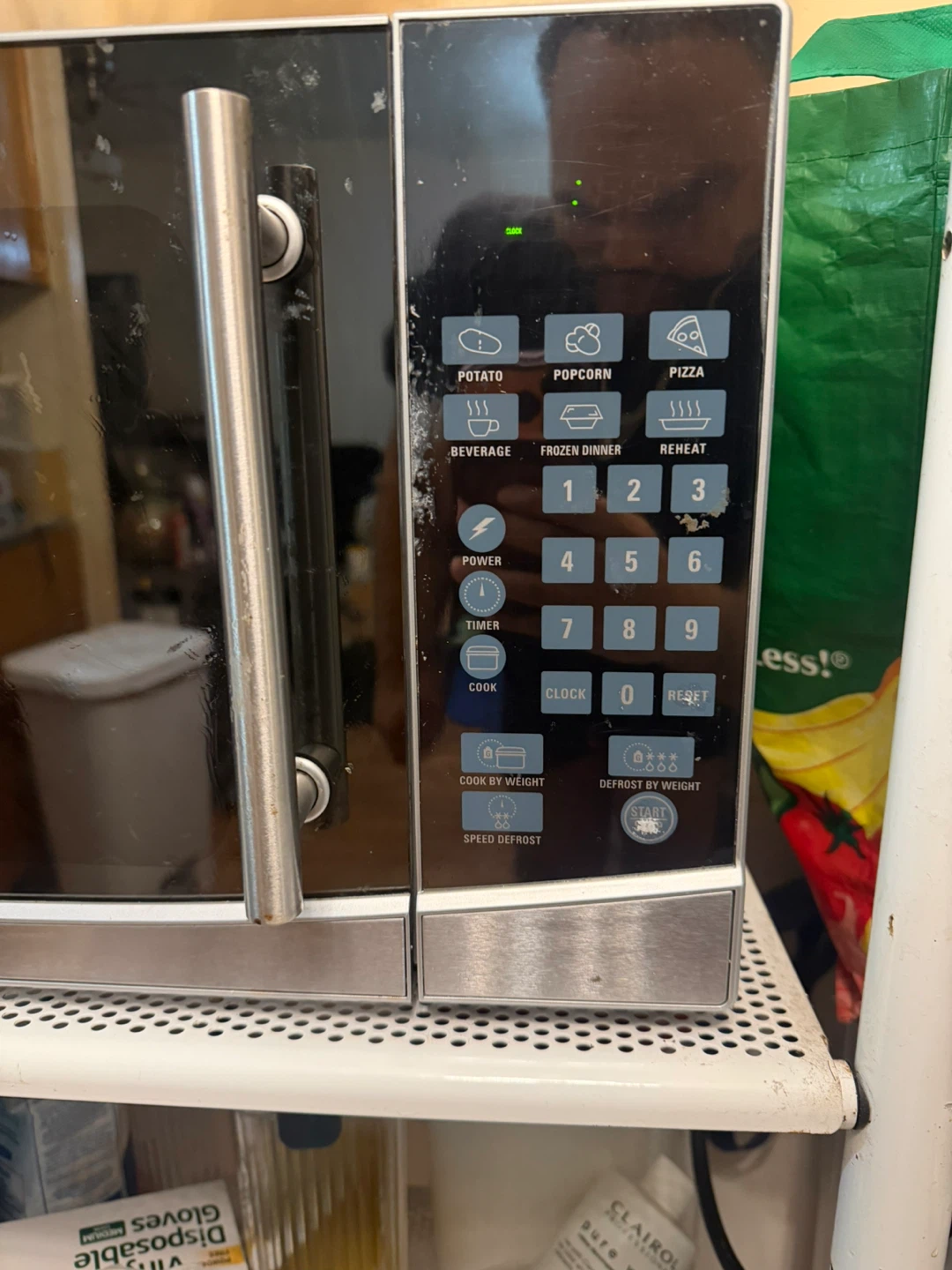 Oster Microwave Oven - photo 3