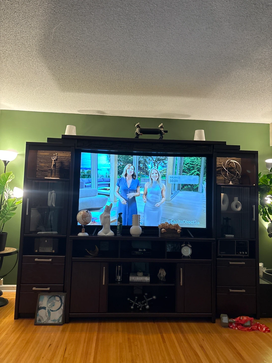 Large Entertainment Unit