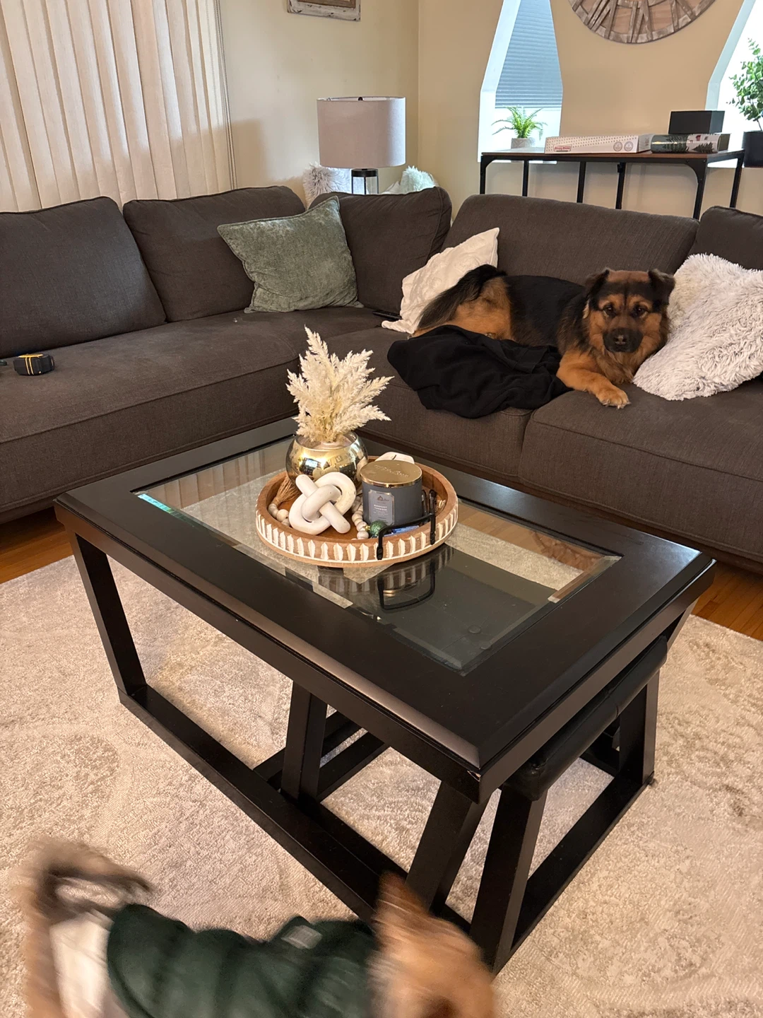 Black Glass Top Coffee Table - photo 2