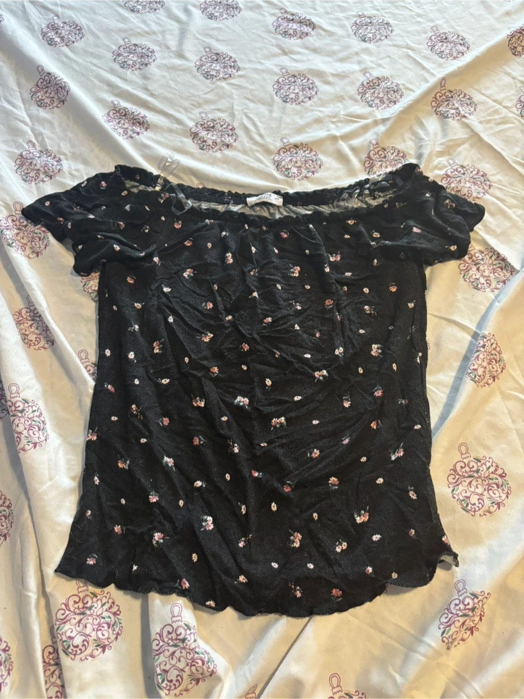 Ardene Floral Off-the-Shoulder Top - M