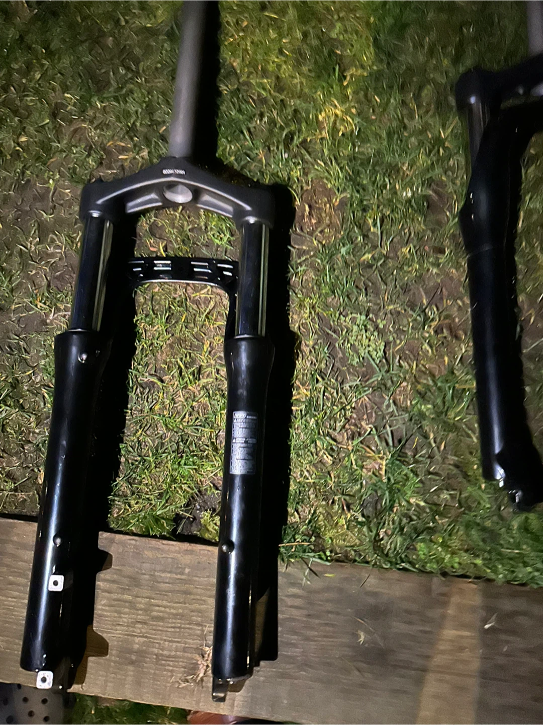 Mountain Bike Suspension Fork - photo 2