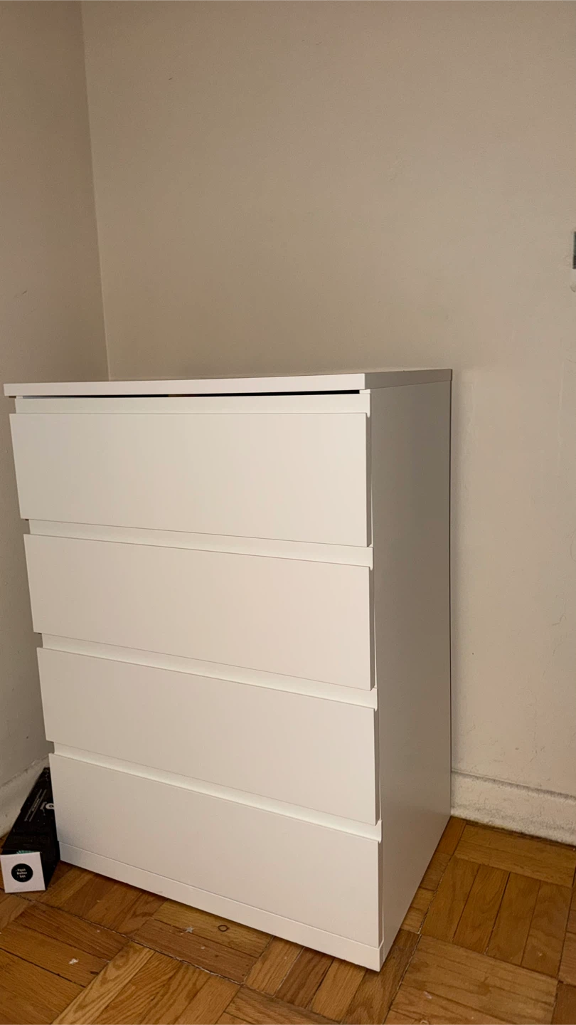IKEA Malm 4-drawer dresser - White - photo 2